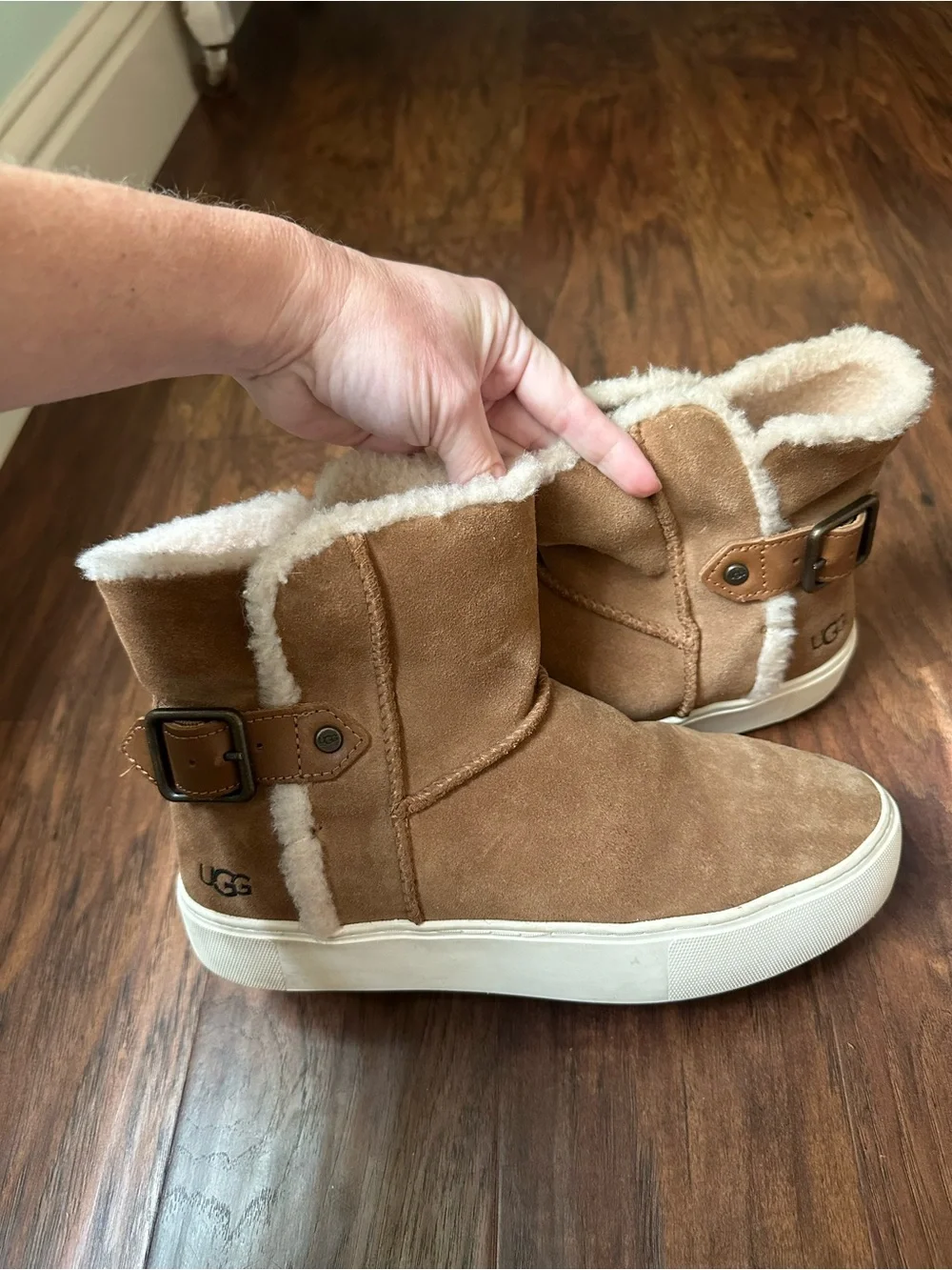 Women’s UGG Tan Suede Shearling-Lined Winter Boots